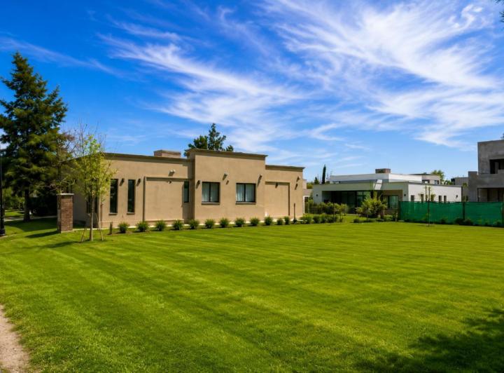 Terreno · 660m²