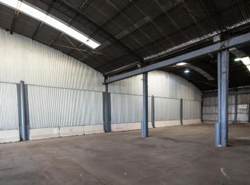 Depósito · 220m² · 10 Cocheras · Deposito en Alquiler 220 m²