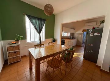 PH · 65m² · 4 Ambientes · 1 Cochera · PH 4 Ambientes en Venta con Terraza y Cochera