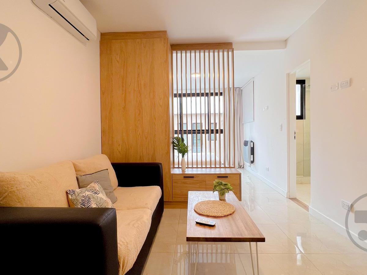 Monoambiente + Oficina independiente – San José