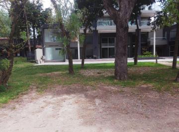 Local comercial , Pinamar · En Pinamar | Local en Venta Sobre Av Bunge - Ideal Franquicias!