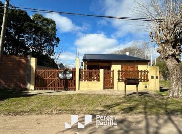 Casa de 3 ambientes, Mar de Ajó · 3 Casas Amobladas Sobre Terreno de 425 m² - Venta en Block