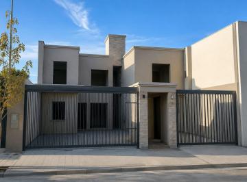Departamento · 95m² · 3 Ambientes · 1 Cochera · Venta Duplex Natania 47. Luzuriaga. Maipú