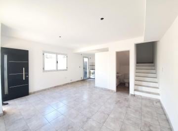 Departamento · 68m² · 3 Ambientes · 1 Cochera · Venta Duplex 2 Dorm. con Cochera