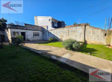 Casa · 93m² · 3 Ambientes · 2 Cocheras · Casa a 450 m de La Estación