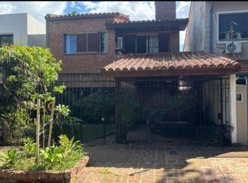 Casa de 5 ambientes, Vicente López · La Lucila: en Venta: Casa en 2 Plantas con Jardìn y Piscina