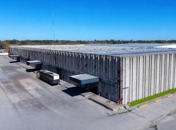 Local comercial · 4500m² · 20 Cocheras · Deposito Premium en Alquiler 3.000 m² 4.500 m² 6.000 m²
