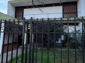 Casa de 7 ambientes, Córdoba · Casa en Venta en Parque San Vicente.