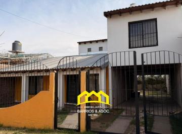 Casa de 5 ambientes, San Rafael · Casa en Venta Calle Larrea