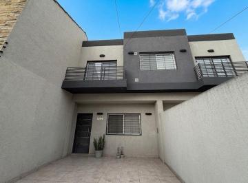 PH · 85m² · 4 Ambientes · 1 Cochera · Venta Dúplex 4 Ambientes Haedo con Jardín