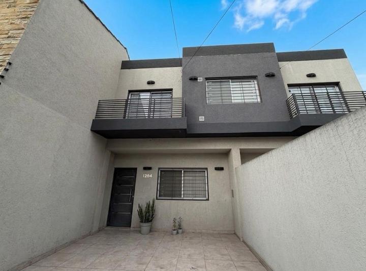 PH · 85m² · 4 Ambientes · 1 Cochera
