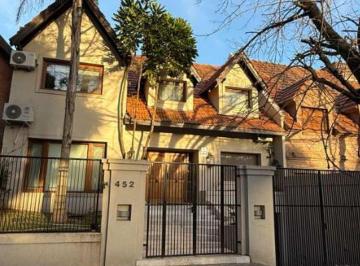 Casa de 6 ambientes, San Fernando · Hermosa Propiedad 6 Ambientes en Una de Las Zonas Más Pintorescas de Punta Chica
