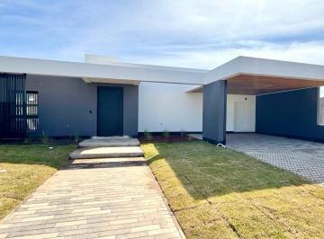 Casa · 198m² · 5 Ambientes · 2 Cocheras · Quebradas de Manantiales - Casa en Planta Baja 3d 3b