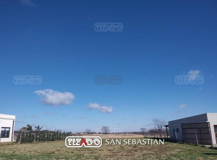 Terreno · 875m²