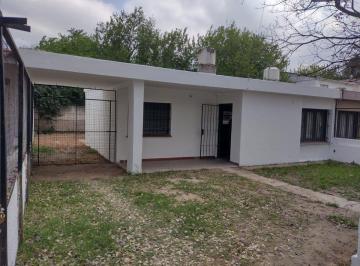Casa de 3 ambientes, Córdoba · Casa con Cochera y Patio - Argüello