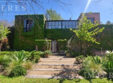 Casa · 280m² · 5 Ambientes · 2 Cocheras · Alquiler de Verano en El Encuentro, Bancalari