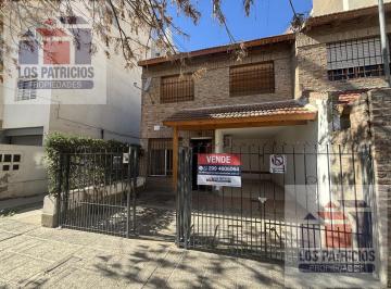 PH · 84m² · 4 Ambientes · 1 Cochera · PH en Cipolletti