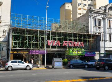 Local comercial · 12m² · Local Galería Vía Roma Avellaneda Ubic Al Ingreso!