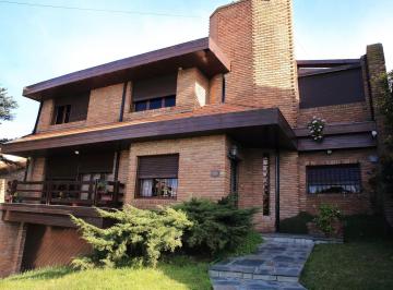 Imagen3 · Venta de Excelente Chalet de Solida Construccion, en Tres Niveles, a Dos Cuadras de La Playa.
