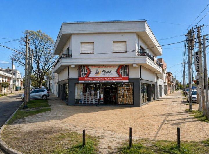 Local comercial · 115m²