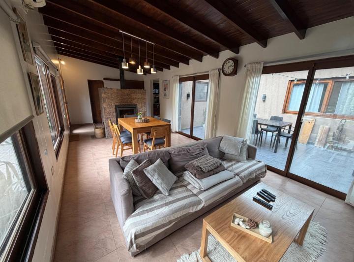 Casa · 112m² · 3 Ambientes · 2 Cocheras