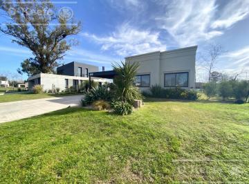 Casa · 154m² · 5 Ambientes · Excelente Casa en San Juan Chico - Gran Oportunidad de Inversión en Hudson