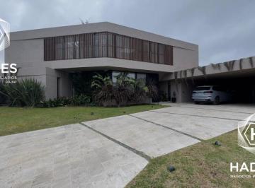 Casa de 4 ambientes, Berazategui · Venta Casa 4 Ambientes Las Golondrinas, Guillermo Enrique Hudson, Berazategui