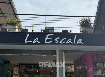 Local comercial · 30m² · Venta Local La Escala, Para Renta