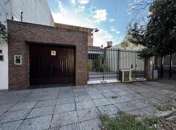 Casa · 156m² · 4 Ambientes · 1 Cochera · Venta Casa 4 Ambientes Ciudadela Cochera Patio