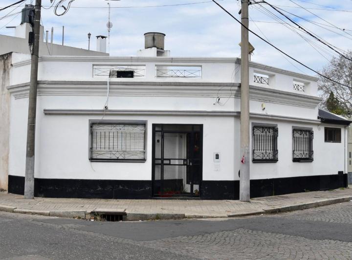 Casa · 72m² · 4 Ambientes