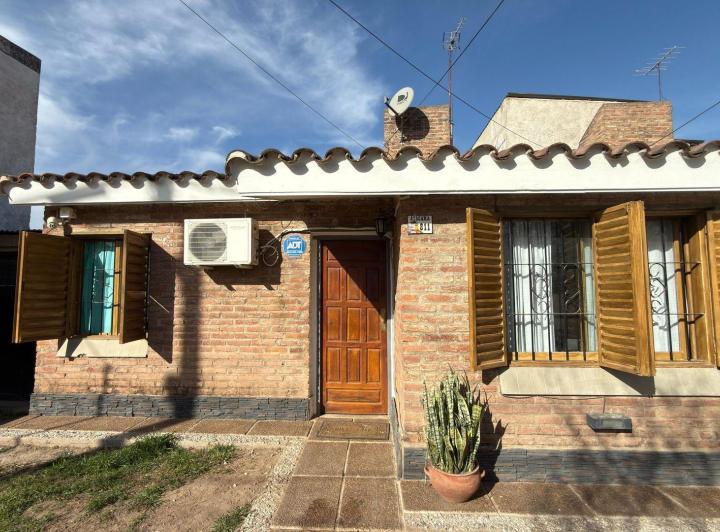 Casa · 63m² · 3 Ambientes · 1 Cochera