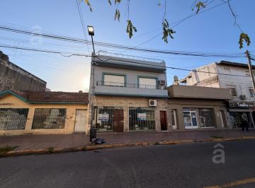 PH · 112m² · 4 Ambientes · PH en Villa Ballester - Venta - Cuatro Ambientes - Zona Centro - Próximo a Estación Villa Ballester