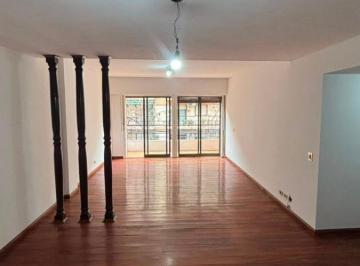 Departamento de 4 ambientes, Caballito · Piso de 4 Amb. C/dependencia y Dos Cocheras - Guayaquil 200 - Caballito