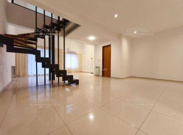 Departamento · 120m² · 3 Ambientes · 1 Cochera · Departamento Dúplex en Venta en La Plata, G. B. a. Zona Sur, Argentina