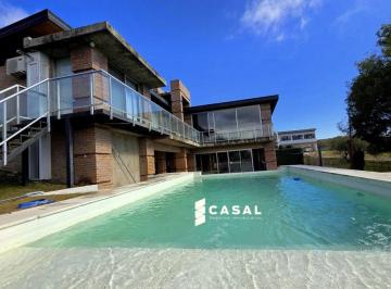 Casa de 5 ambientes, Malagueño · Magnífica - 4 Dorm - Pileta - B° de Montaña - Autopista a Carlos Paz