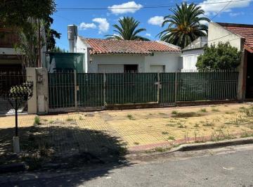 Casa de 4 ambientes, La Plata · Casa en Venta de 2 Dorm. Lote 10x58