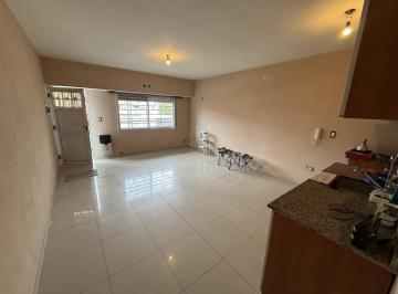 PH · 40m² · 2 Ambientes · PH 2 Ambientes en Alquiler - Wilde