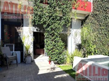 Casa · 145m² · 4 Ambientes · Casa PH Al Frente Saavedra 4ambien Cochera Pileta Jardin Nueva M/cabildo Suite