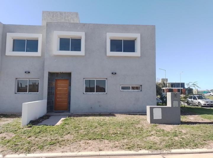 Casa · 60m² · 5 Ambientes