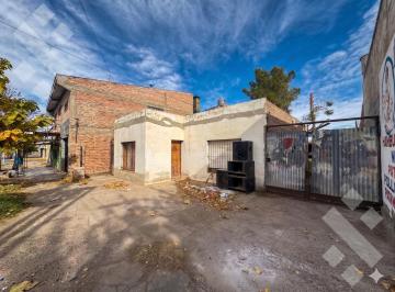 Terreno · 113m² · En Venta | Casa de 2 Dorm. Sobre Lote de 456 m² | Calle Las Lajas Zona Centro, Plottier