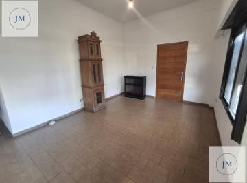 Casa · 68m² · 3 Ambientes · Casa en Hurlingham