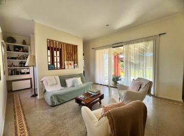 Casa · 180m² · 4 Ambientes · 6 Cocheras · Casa en Venta y Alquiler Anual en El Canton Islas de 4 Ambientes Disponible Desde Diciembre 2026