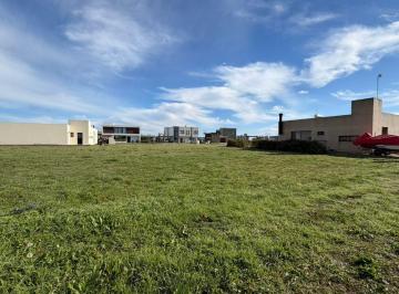 Terreno · 678m² · Lote en Venta Barrio Cerrado La Alameda