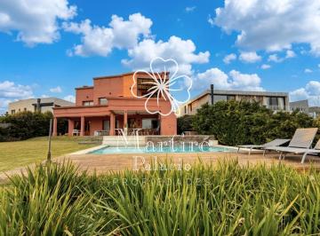 Casa · 820m² · 9 Ambientes · 4 Cocheras · Venta Casa en Lagos del Norte
