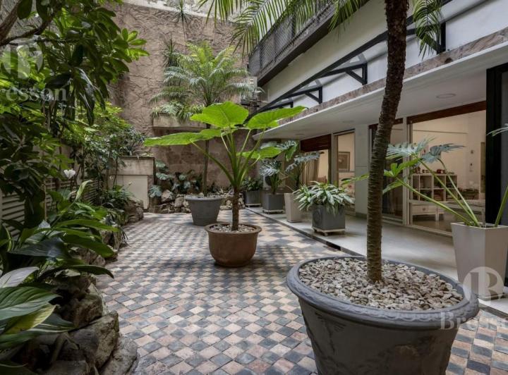 Departamento · 251m² · 5 Ambientes · 1 Cochera