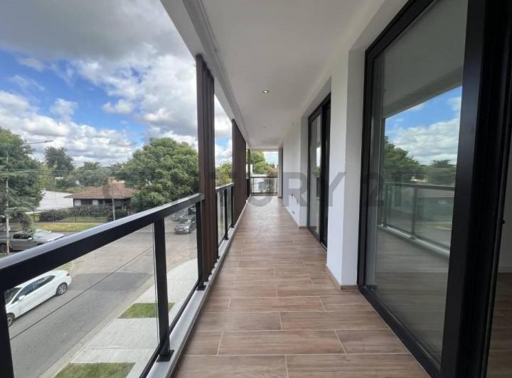 Departamento en venta en City Bell · 3 ambientes