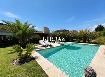 Casa · 133m² · 4 Ambientes · 2 Cocheras · Casa en Venta en San Francisco, Villanueva, Tigre