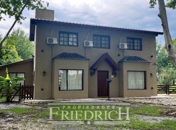 Casa · 169m² · 5 Ambientes · 2 Cocheras · Casa en Alquiler - Club de Campo El Nacional