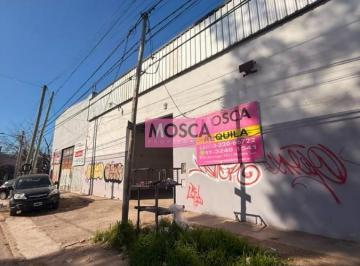 Local comercial · 200m² · 3 Ambientes · Alquilo Galpón en Pleno Centro de Moreno