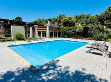 Departamento · 79m² · 3 Ambientes · 1 Cochera · Dpto 3 Amb en Venta en Adrogue - Pileta Cochera Sum